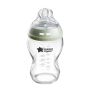 Biberon en verre Natural Start sur fond blanc